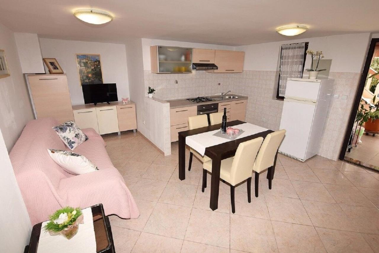 Apartmani Sole Pjescana Uvala Eksteriør bilde